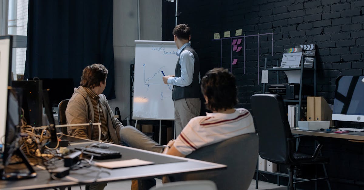 VX账号买卖：短信下行：如何提高信息送达率？